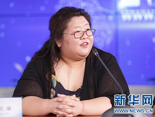 角膜塑形鏡元旦大放“價(jià)”，  控制近視度數(shù)增長就選TA